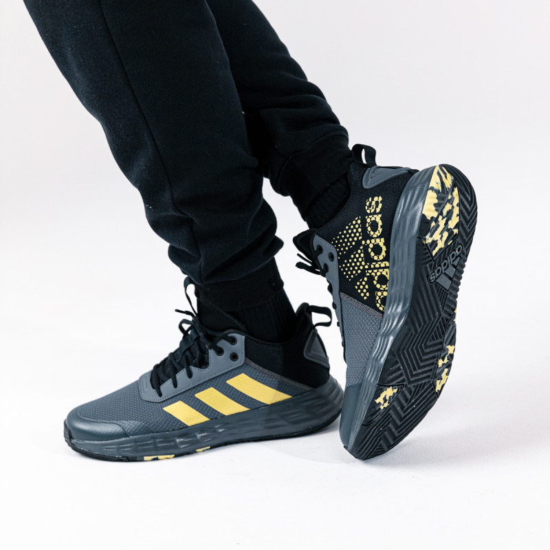 adidas Ownthegame 