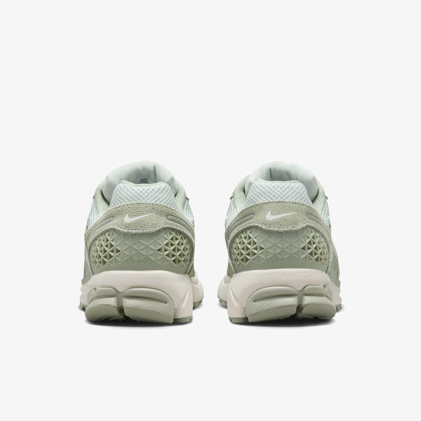 Nike Vomero 5 