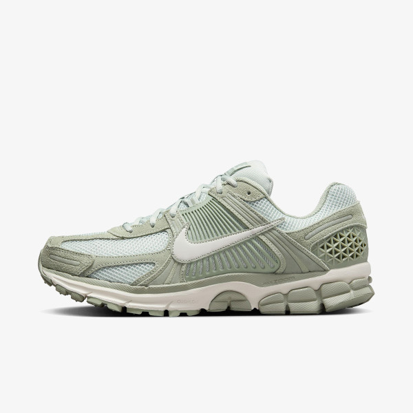 Nike Vomero 5 