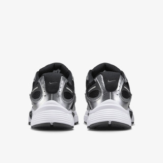 Nike NIKE V5 RNR 