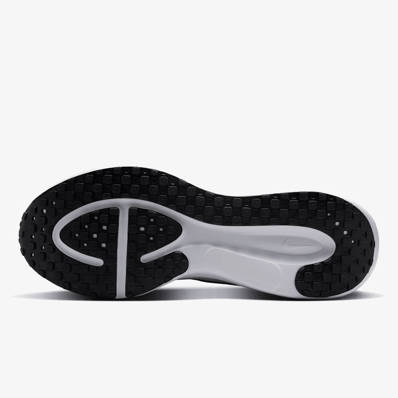 Nike NIKE REVOLUTION 8 