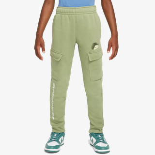 Nike Sportswear Standard Issue 