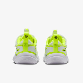 Nike Cosmic Runner 