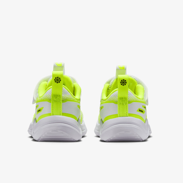 Nike Cosmic Runner 