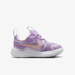 Nike Cosmic Runner 