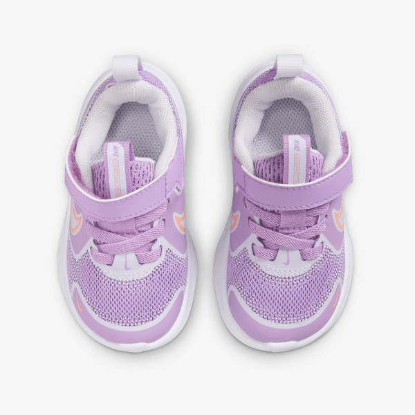Nike Cosmic Runner 