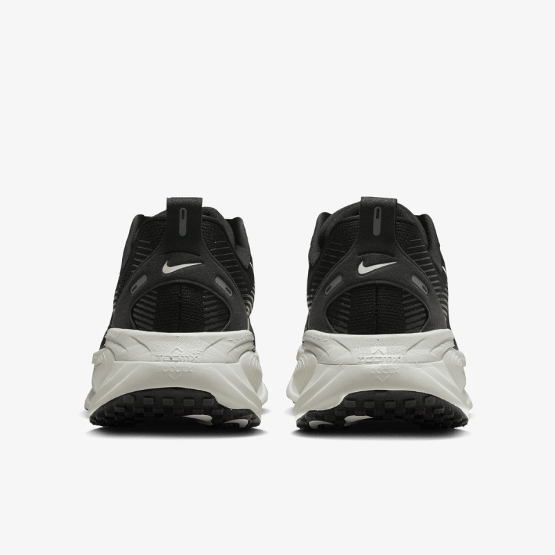 Nike NIKE VOMERO 18 