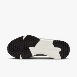 Nike Run Defy 