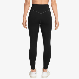 Nike Universa 