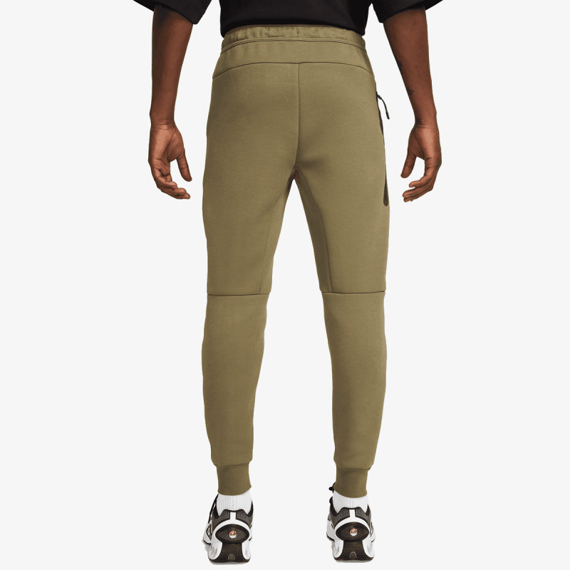 Nike Tech 