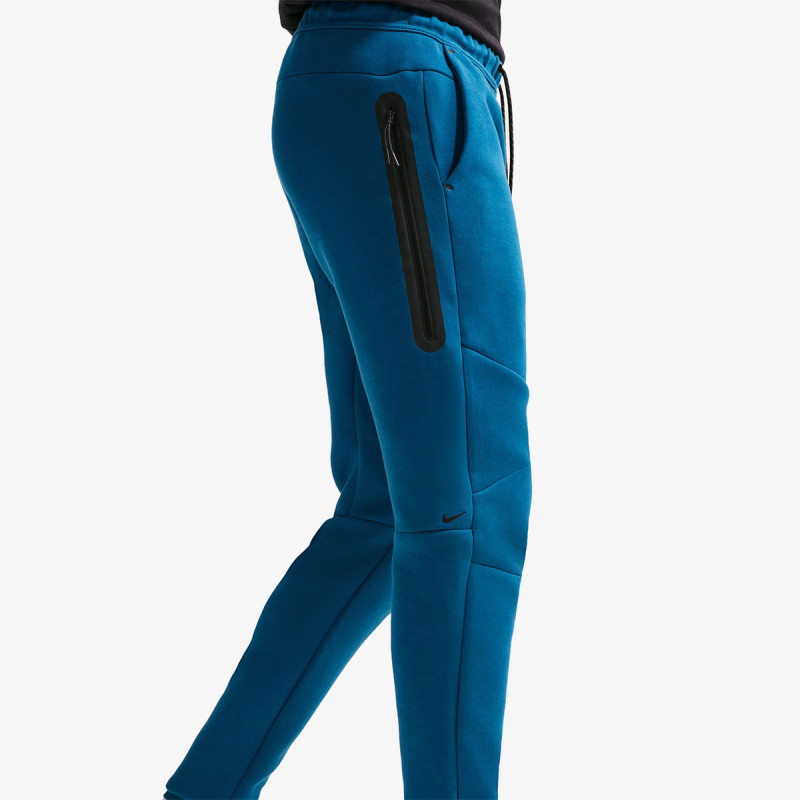 Nike M NK TCH FLC JGGR 