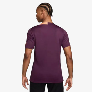 Nike Strike Total 90 
