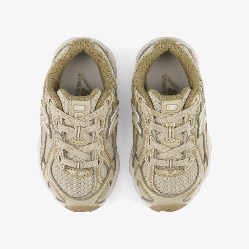 New Balance K 740 