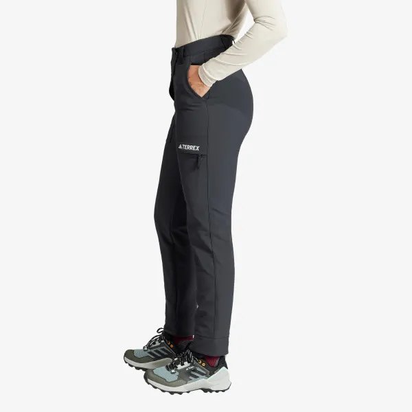 ADIDAS YEAROUND 