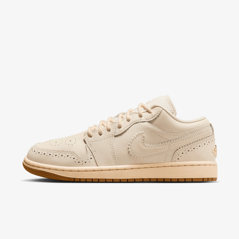 Jordan WMNS AIR JORDAN 1 LOW SE 