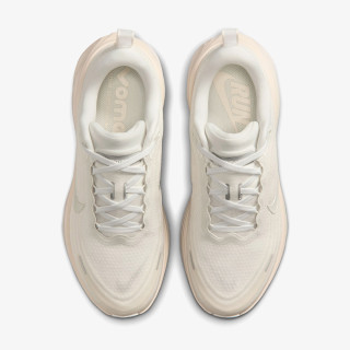 Nike Vomero Plus 