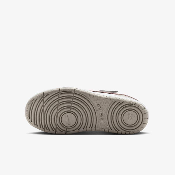 Nike Court Borough Essential Plus 