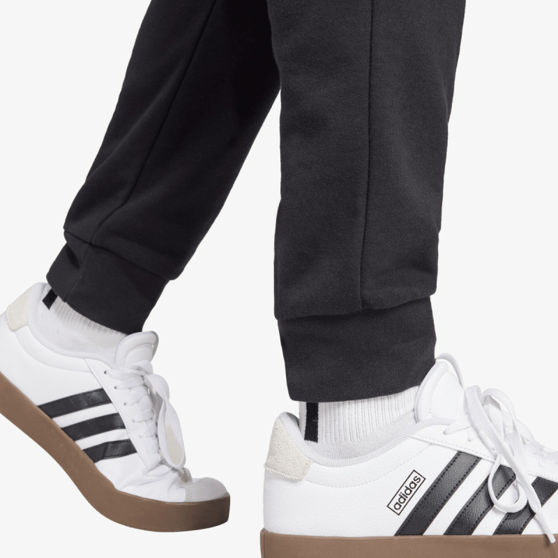 adidas Feelcozy 