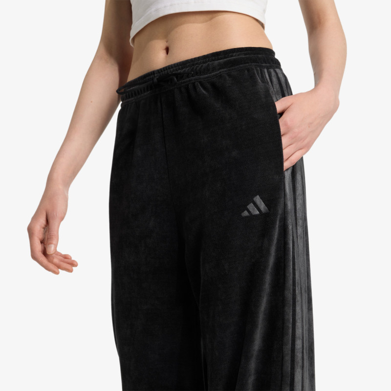 adidas W TIRO Q4 PT 