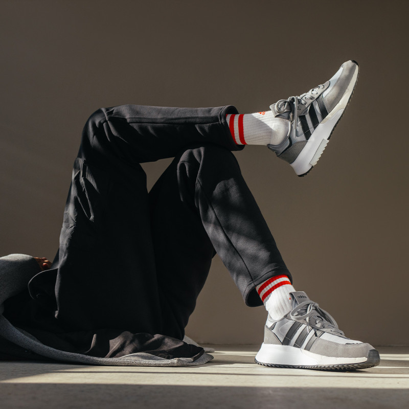 adidas RETROPY F2 