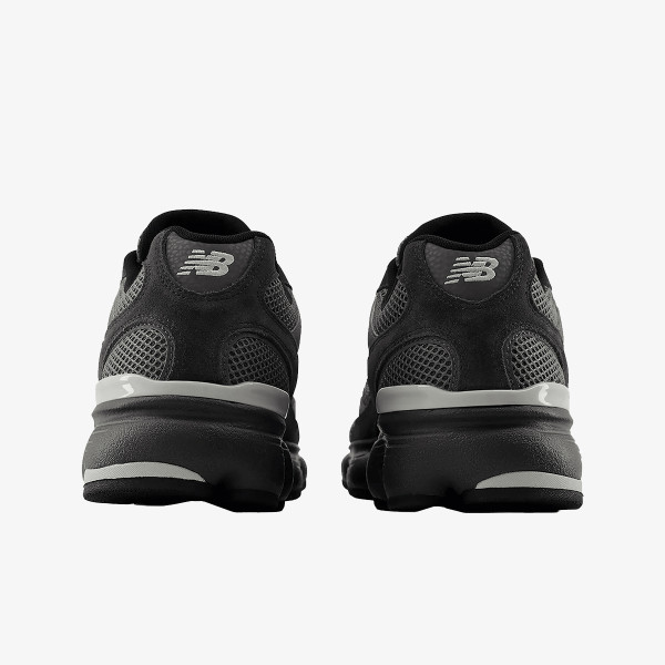 New Balance 603 