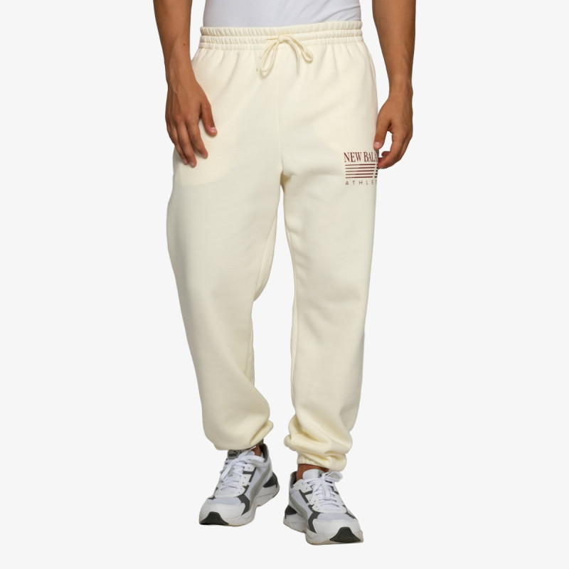 New Balance Reimagined Graphic Fleece Jogger 