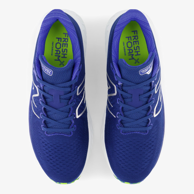 New Balance Evoz 