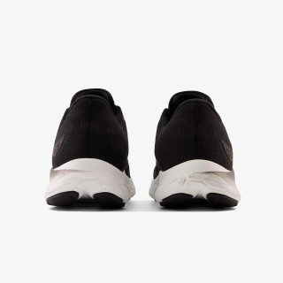 New Balance EVOZ V2 