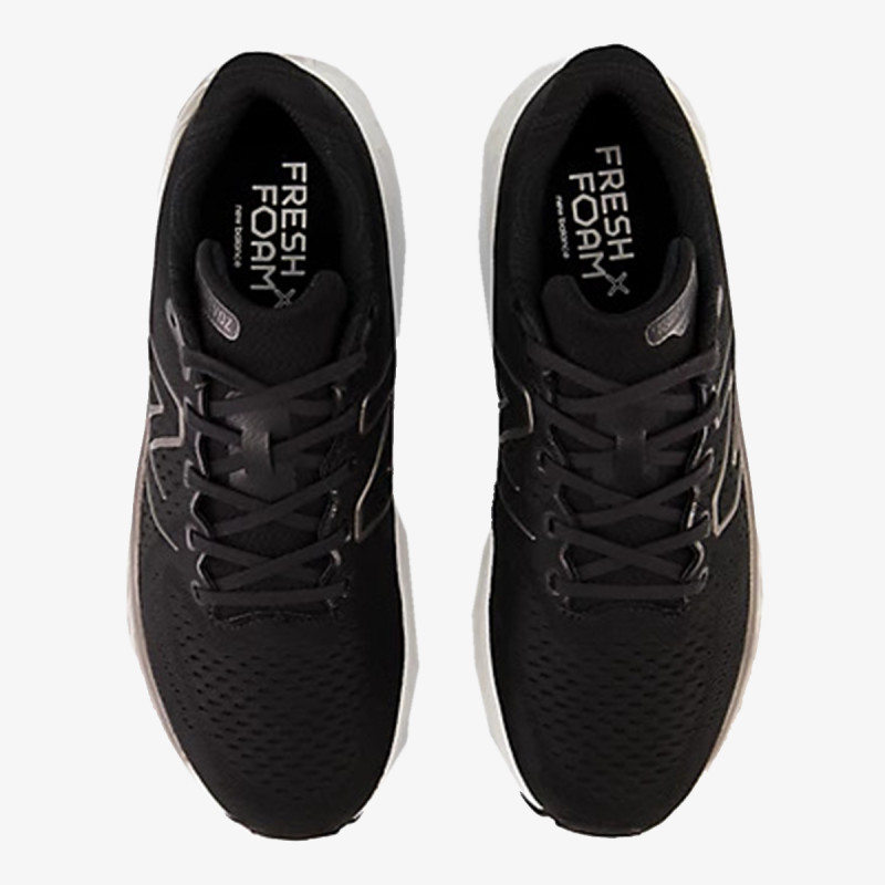 New Balance EVOZ V2 