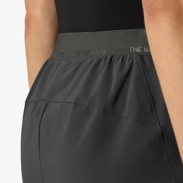 The North Face W FELIK SLIM TAPERED SHORT 