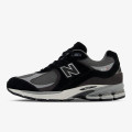 New Balance 2002R 