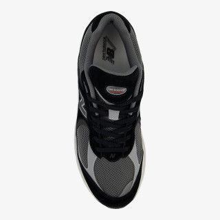 New Balance 2002R 