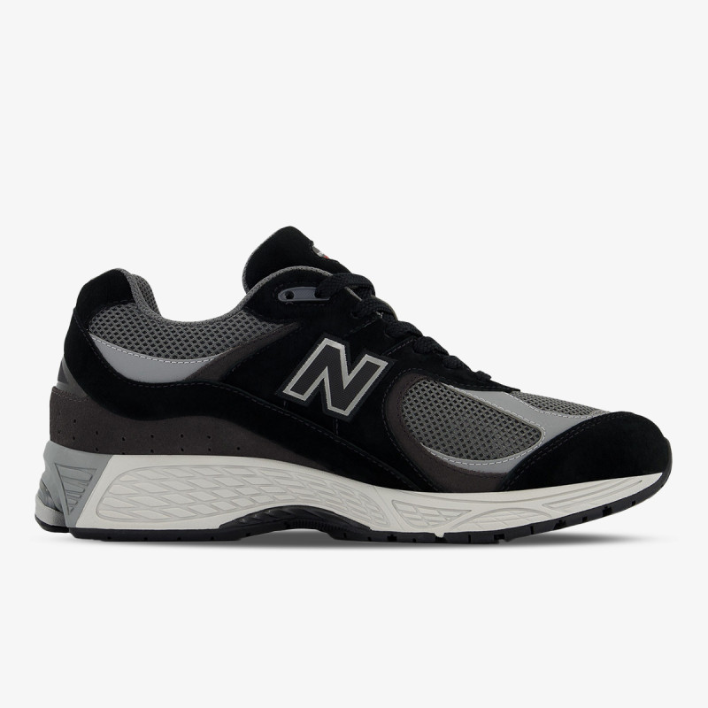 New Balance 2002R 