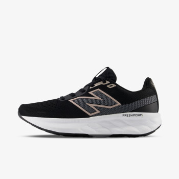 New Balance W520 